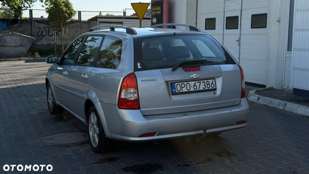 Chevrolet Nubira - 11