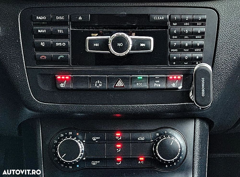 Mercedes-Benz B 180 - 20