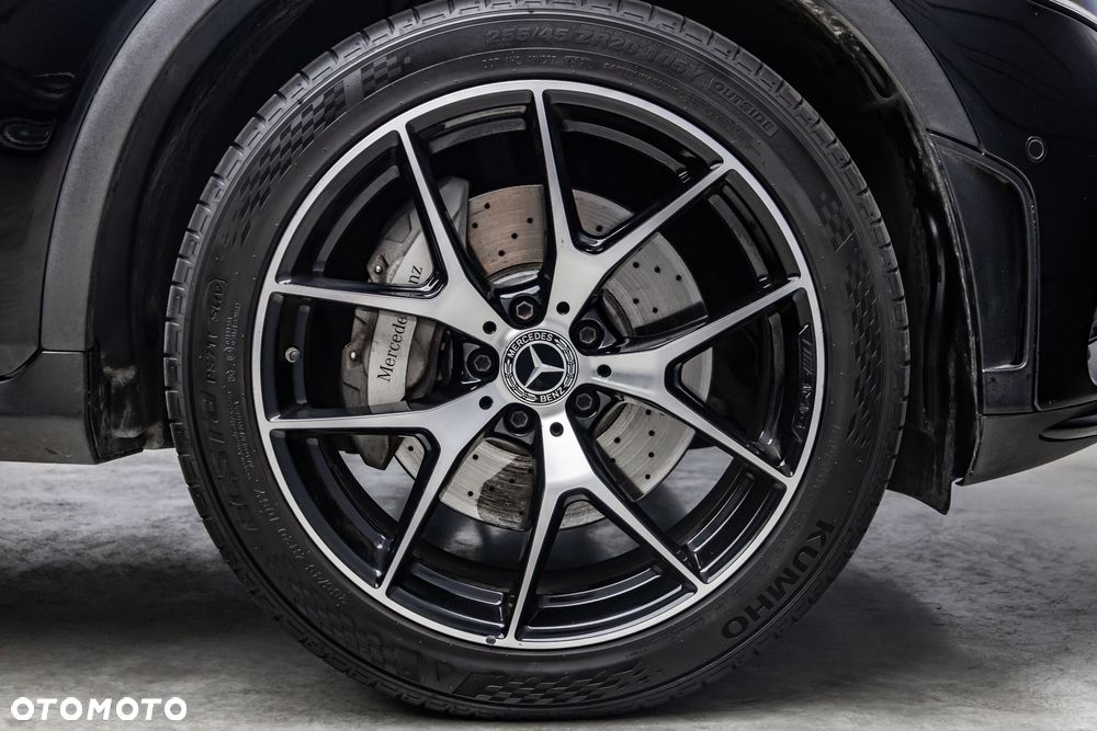 Mercedes-Benz GLC 300 d 4-Matic - 9