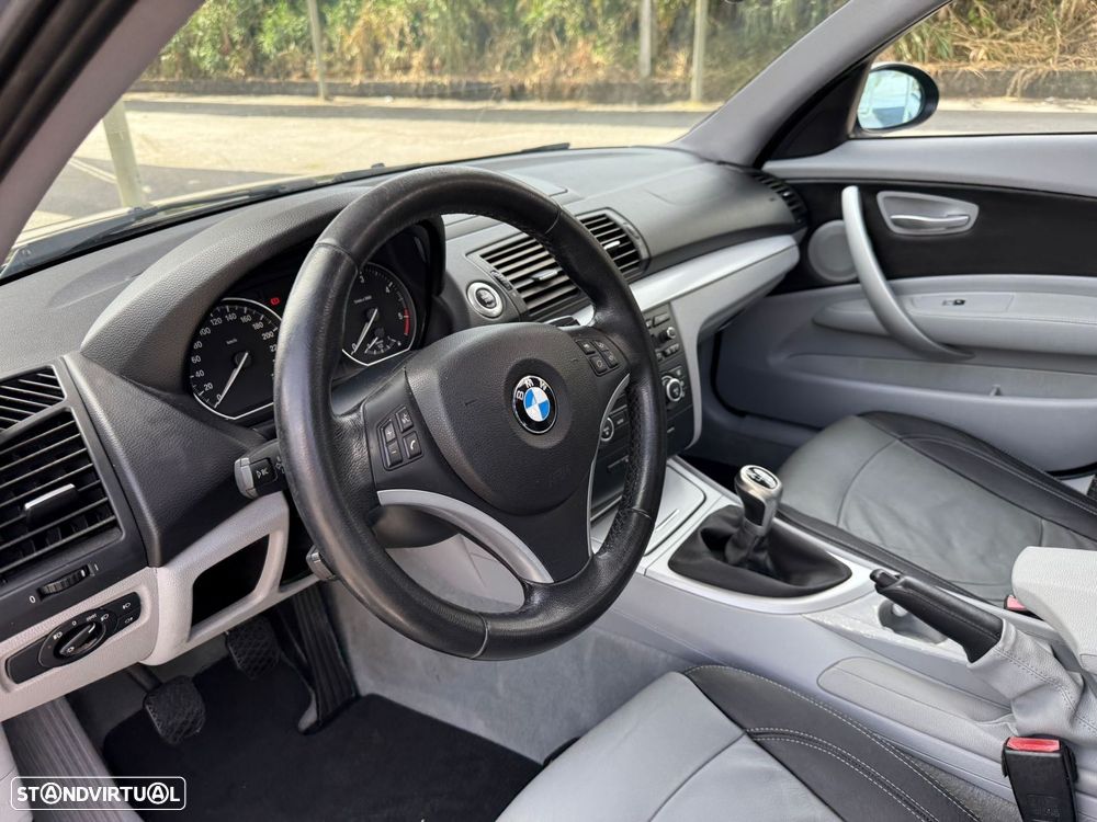 BMW 120 d Sport - 16