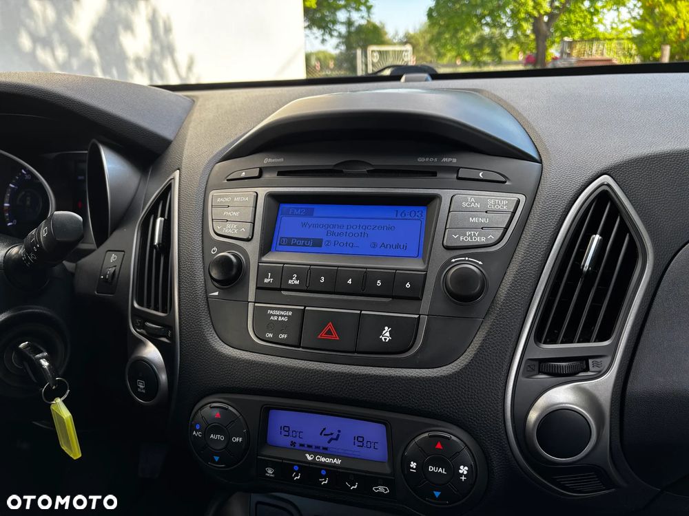 Hyundai ix35 1.6 2WD Fifa World Cup Edition - 31