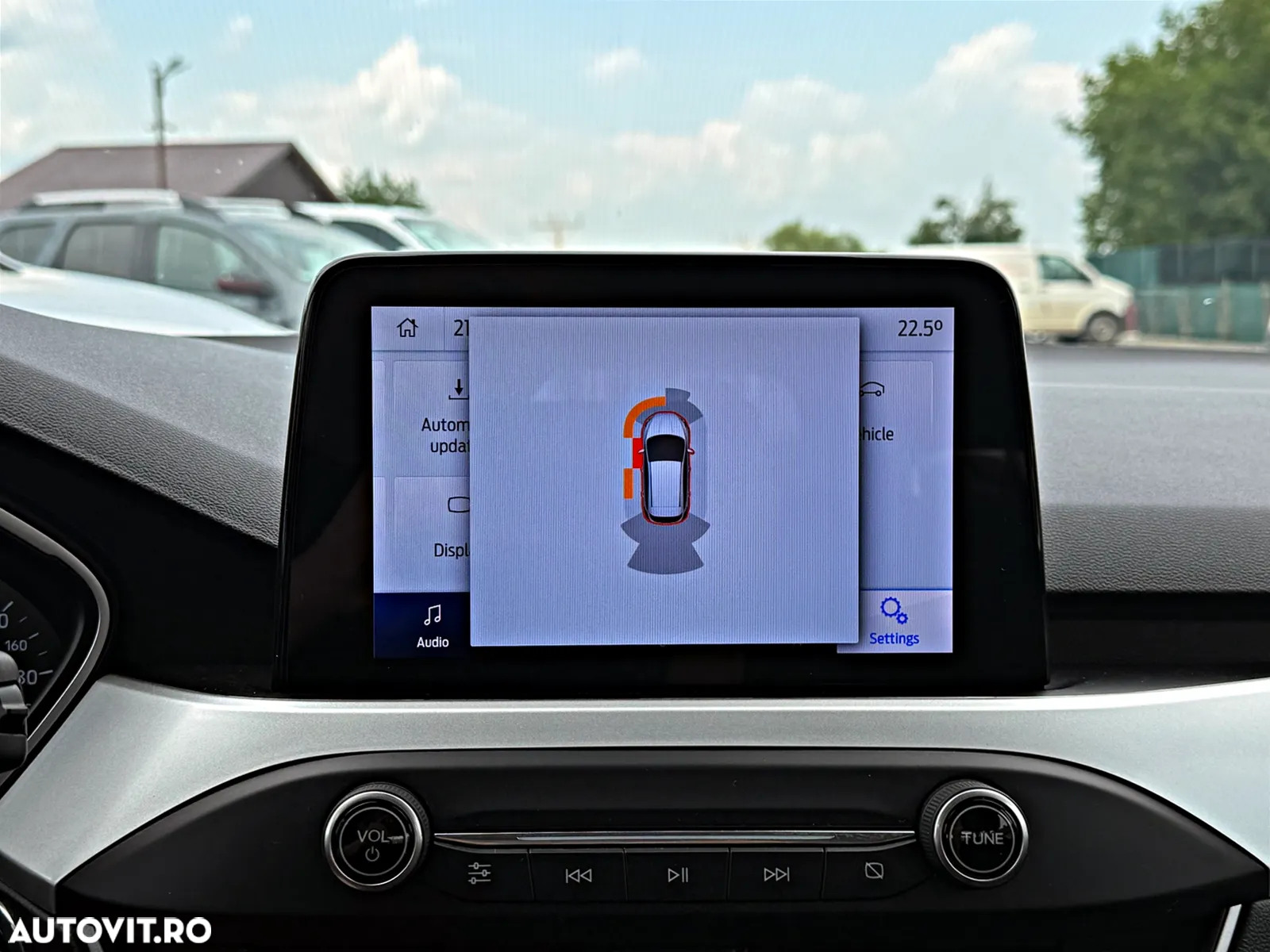 Ford Focus 2.0 EcoBlue Start-Stopp-System Aut. TITANIUM - 38