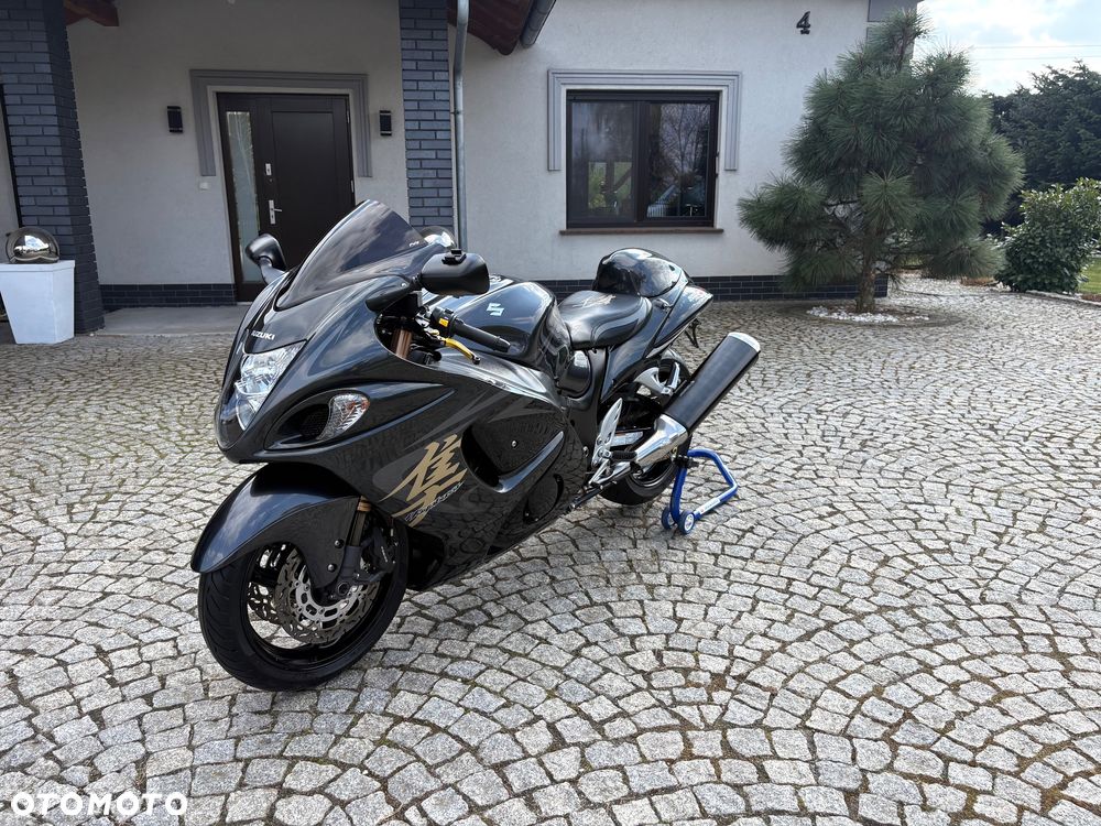 Suzuki Hayabusa - 1