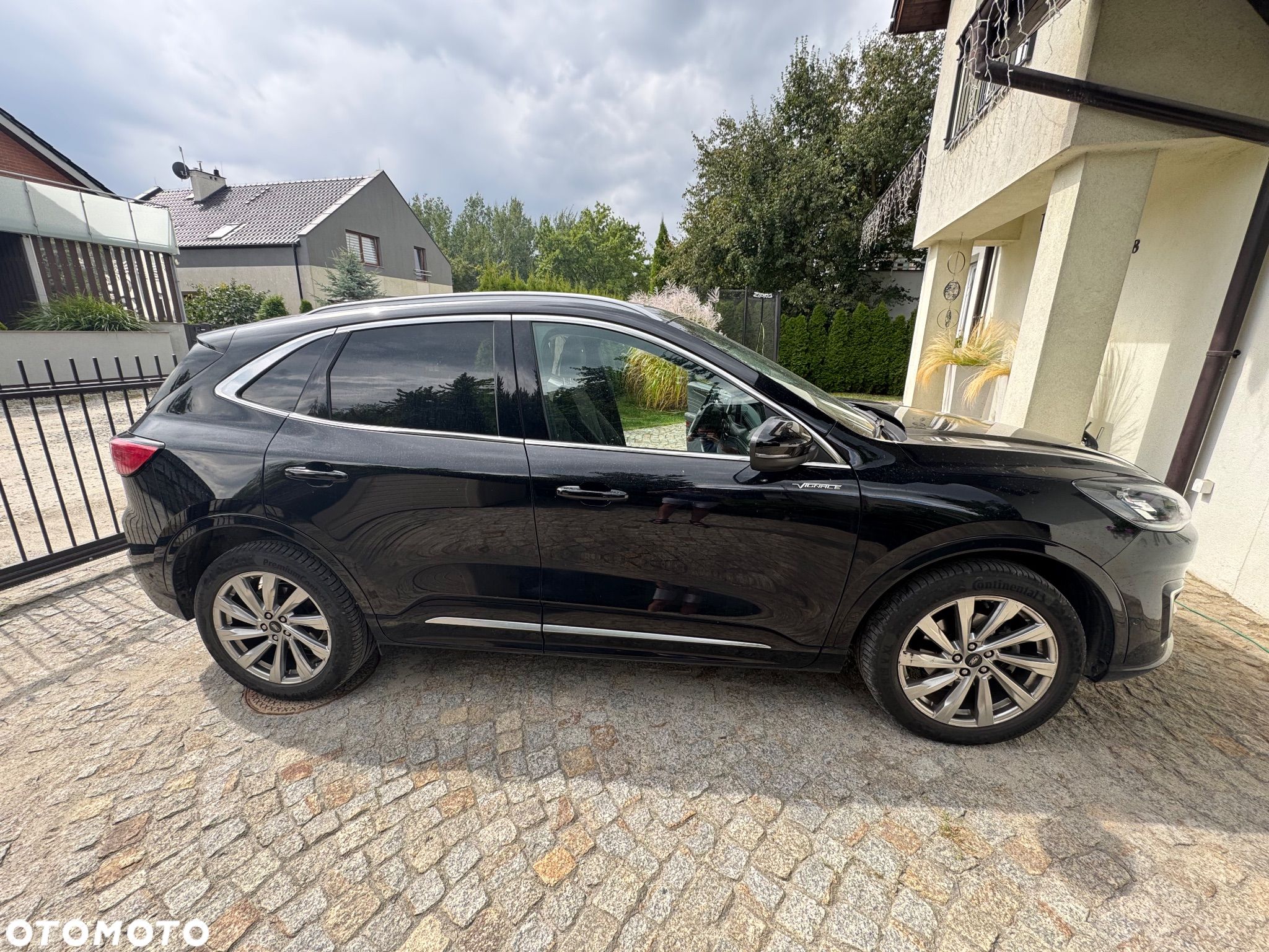 Ford Kuga 2.5P PHEV FWD Vignale - 1