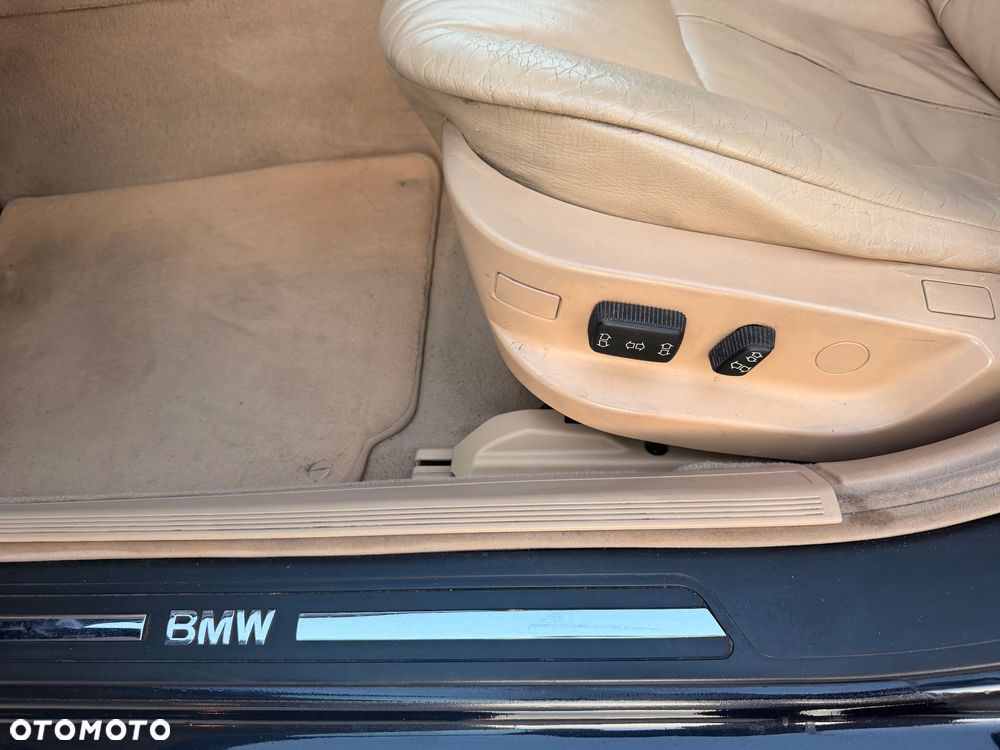 BMW Seria 7 728i L - 35