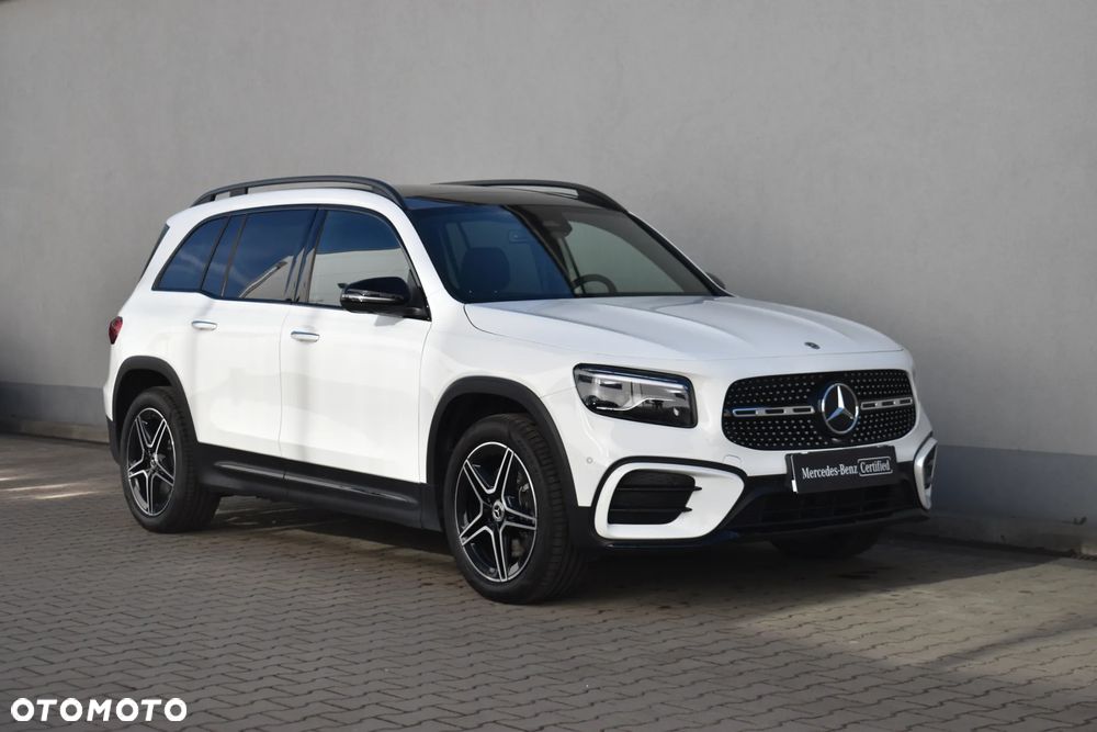 Mercedes-Benz GLB - 4