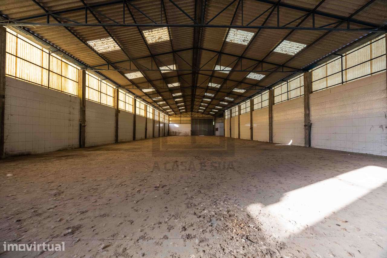 Armazém com 2.057 m2 em Fiães, Santa Maria da Feira - Exclusivo - Grande imagem: 4/20