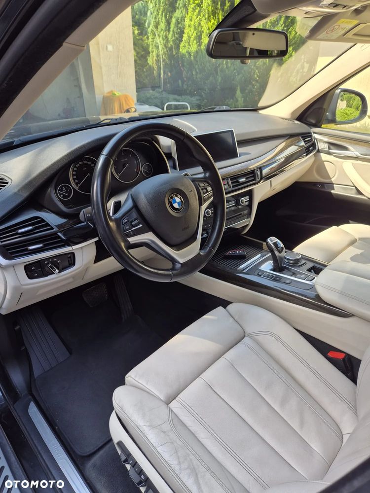 BMW X5 xDrive25d - 22