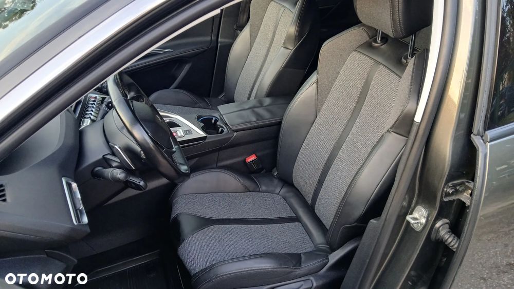 Peugeot 3008 BlueHDi 120 Stop & Start EAT6 Allure - 23