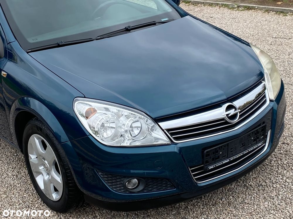Opel Astra 2007 photo 2