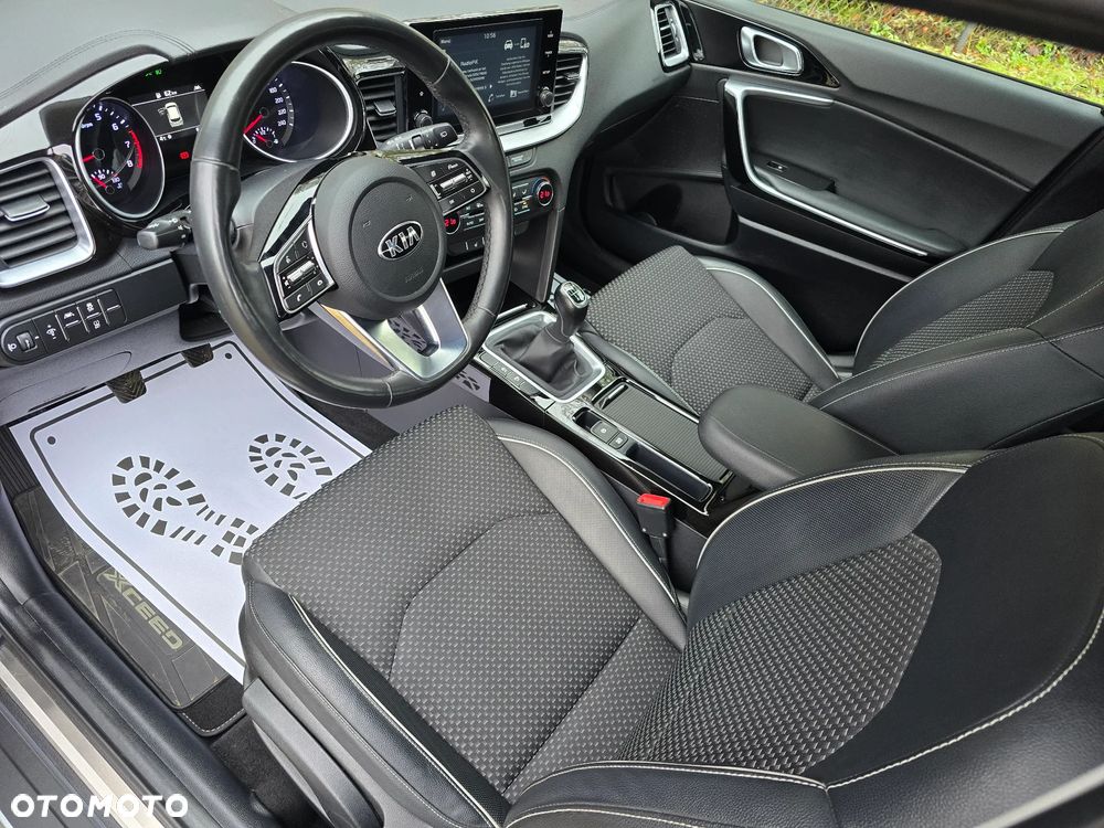 Kia XCeed 1.4 T-GDI OPF VISION - 17