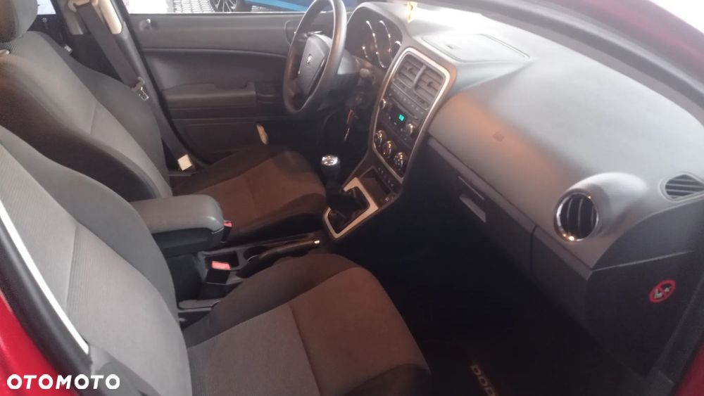 Dodge Caliber 2.0 SXT - 39