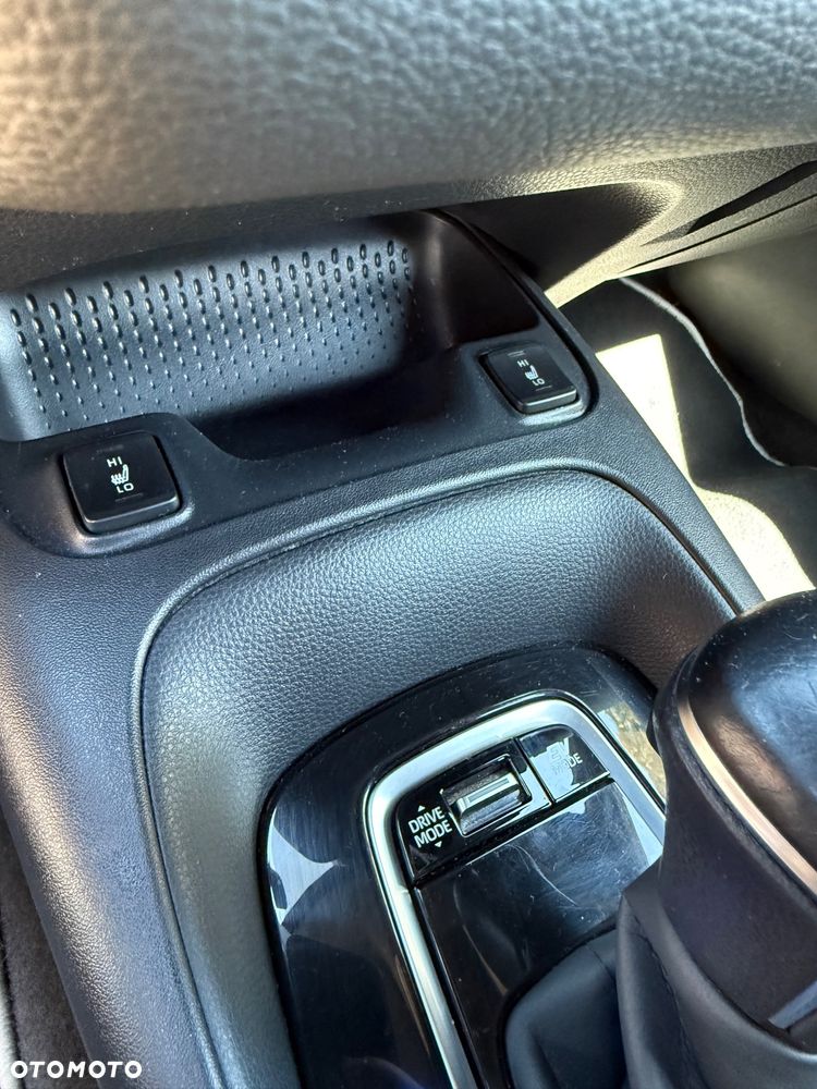 Toyota Corolla 2.0 Hybrid Comfort - 7