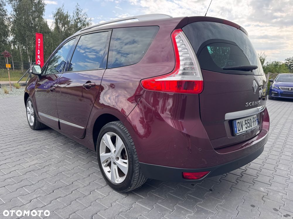 Renault Grand Scenic ENERGY TCe 115 Bose Edition - 9
