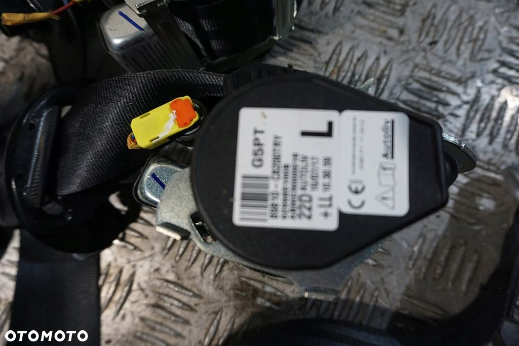 PAS PASY TYLNE LEWY PRAWY KPL. HYUNDAI I20 II 14-19 GB - 3