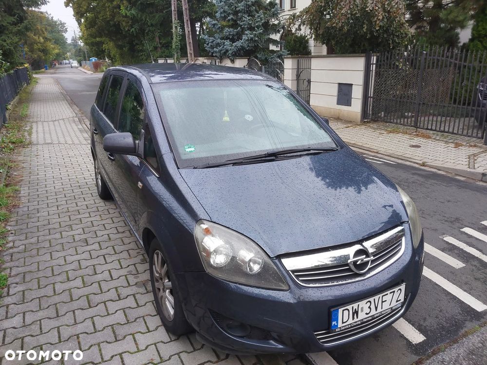 Opel Zafira - 4