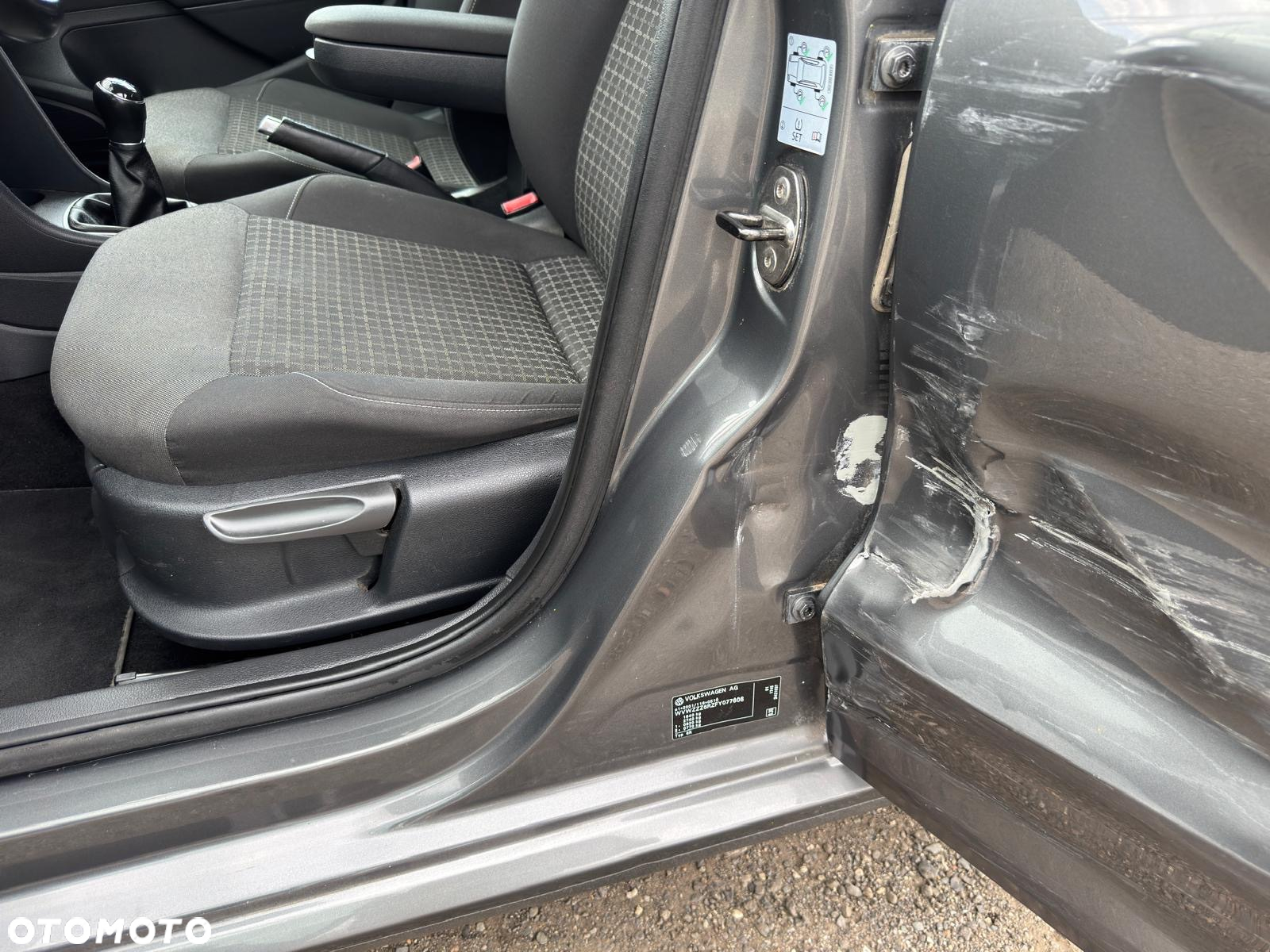 Volkswagen Polo 1.4 TDI (Blue Motion Technology) Comfortline - 12