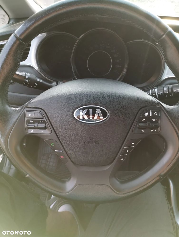 Kia Ceed SW 1.4 Attract - 11