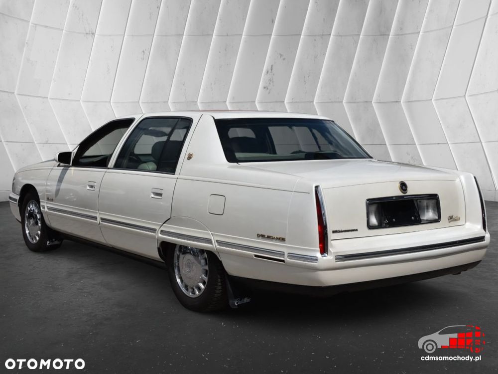 Cadillac Deville - 8