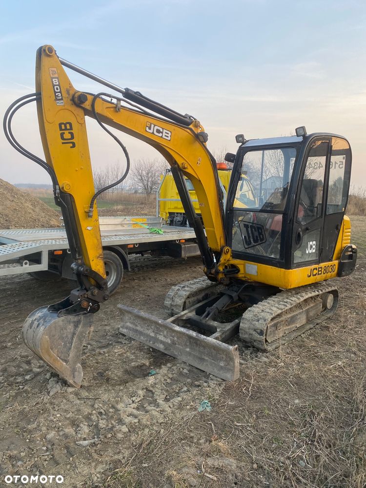 JCB 804 plus 3,8 tony Nowy silnik - 1