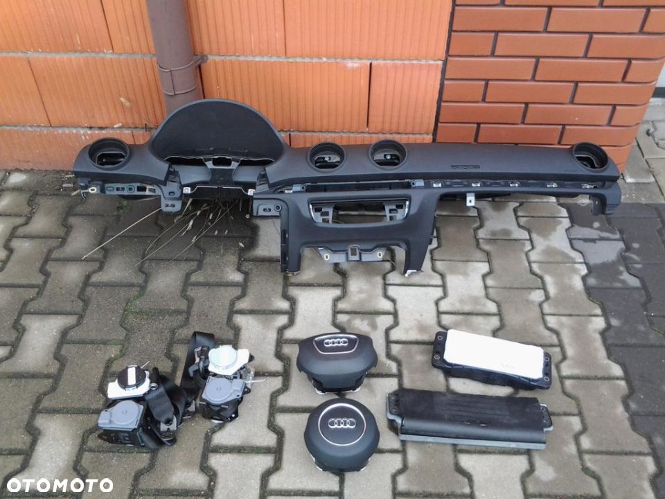 DESKA ROZDZIELCZA KONSOLA AUDI A3 8V0 2012- - 1