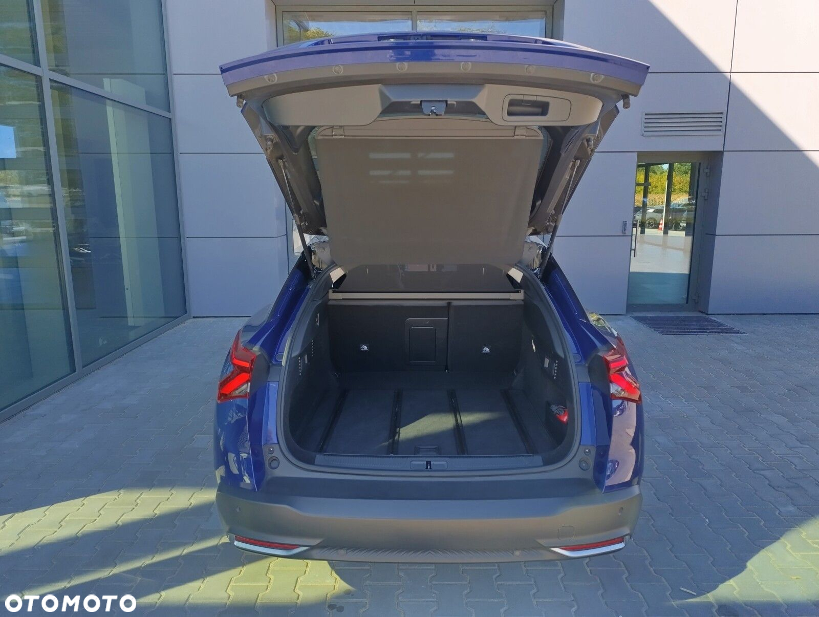 Citroën C5X 1.6 PureTech Shine Pack EAT8 - 8