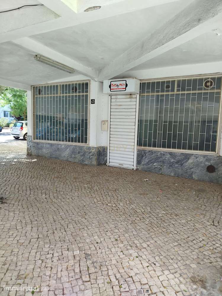 Loja com 25 m2 na Rebelva/Carcavelos - Grande imagem: 3/11