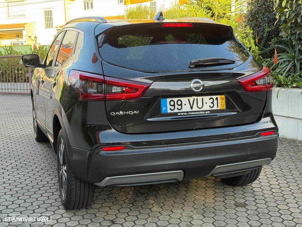 Nissan Qashqai 1.5 dCi N-Connecta - 26