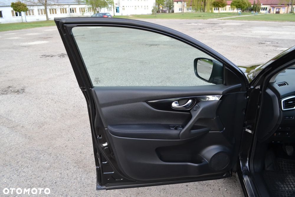 Nissan Qashqai 1.6 DCi Tekna - 17