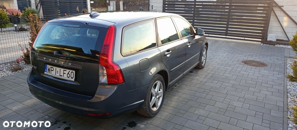 Volvo V50 - 3