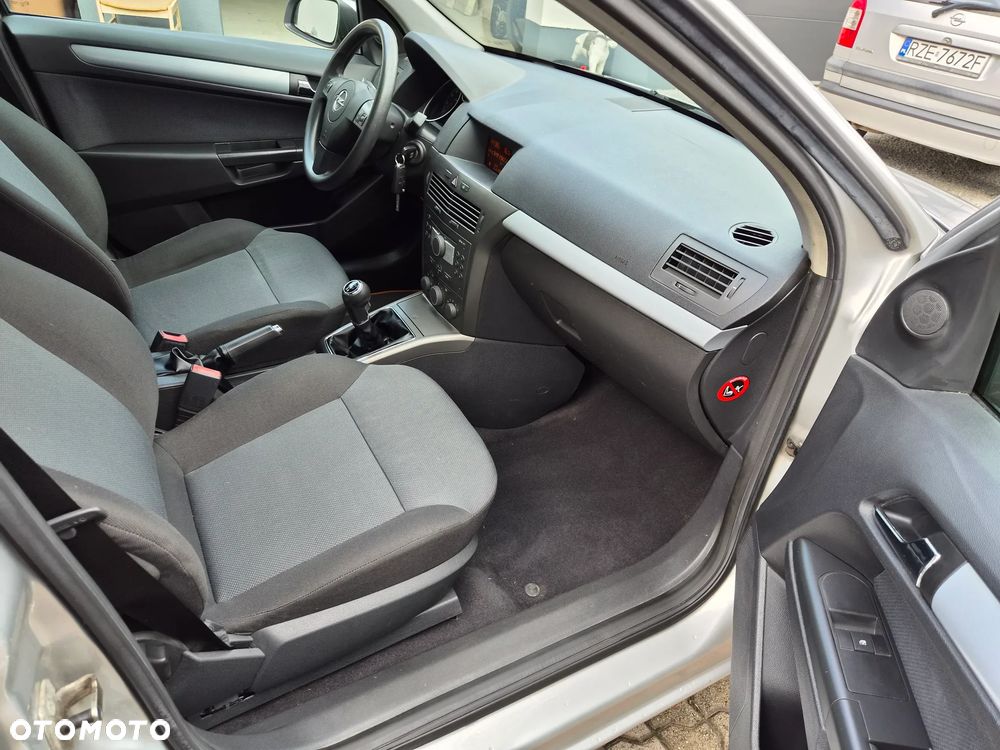 Opel Astra 1.6 Edition Plus - 9