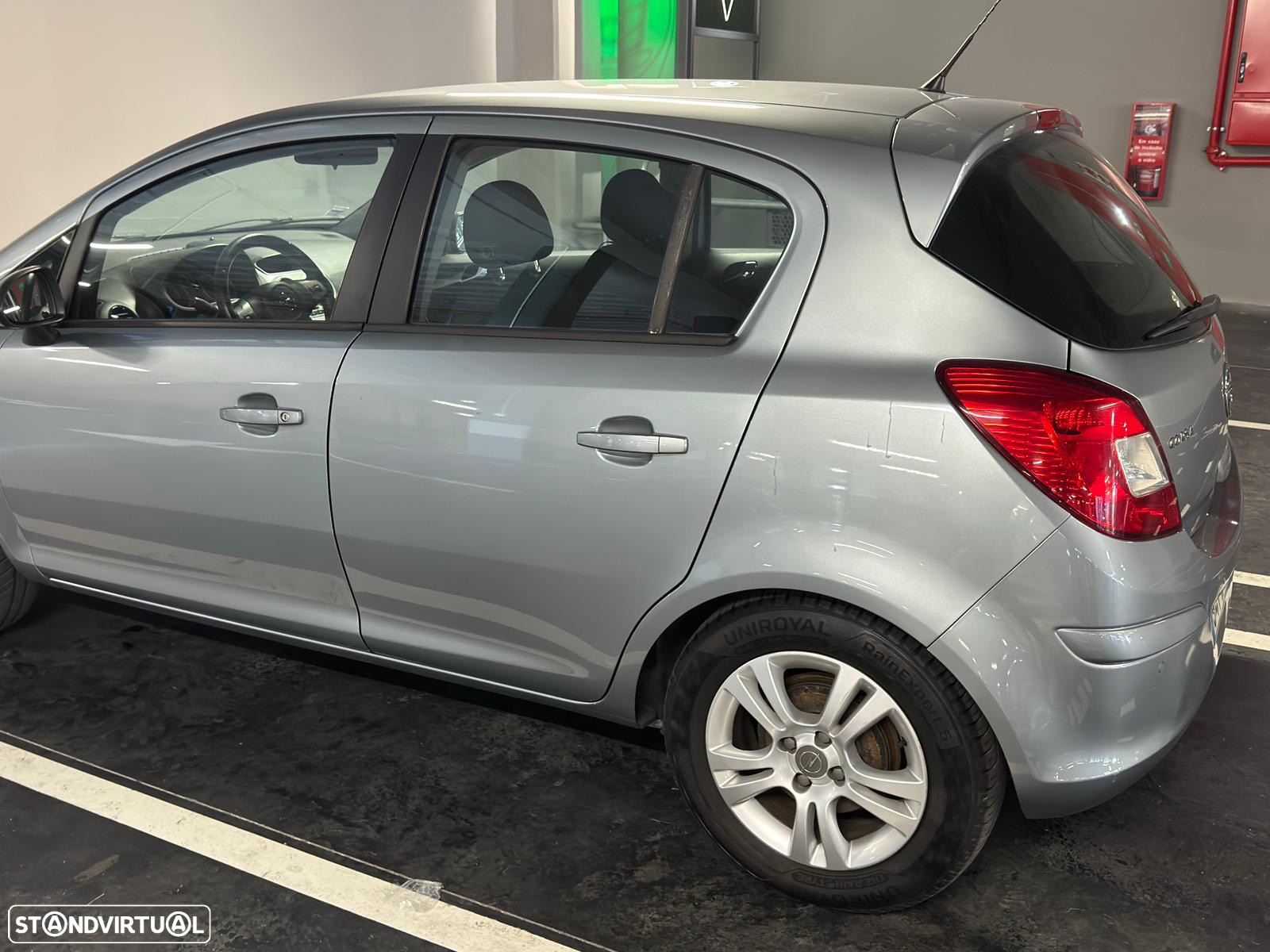 Opel Corsa 1.2 Enjoy - 6