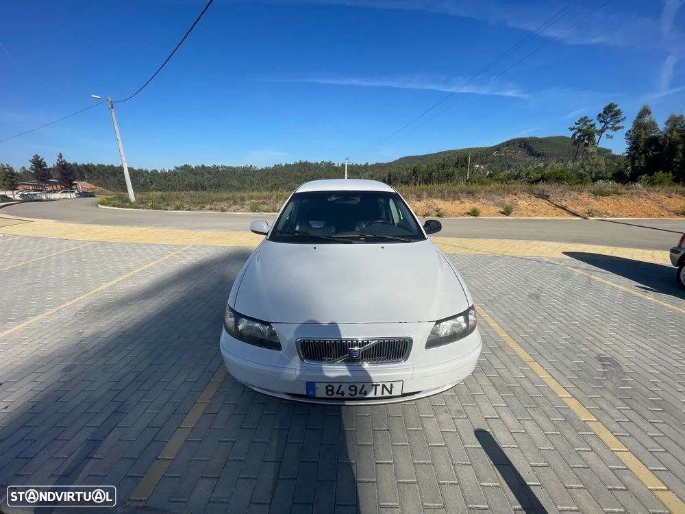 Volvo V70 2.4 D5 - 1