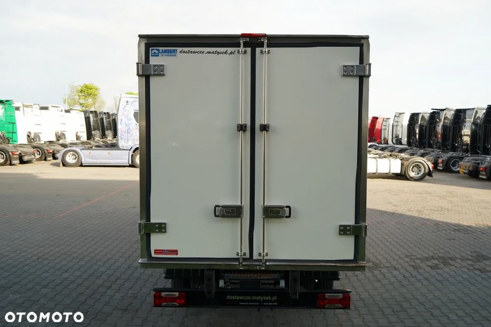 Iveco DAILY 35-140 / CHŁODNIA / THERMO KING / REGAŁY / MANUAL / BLIŹNIAK / - 9