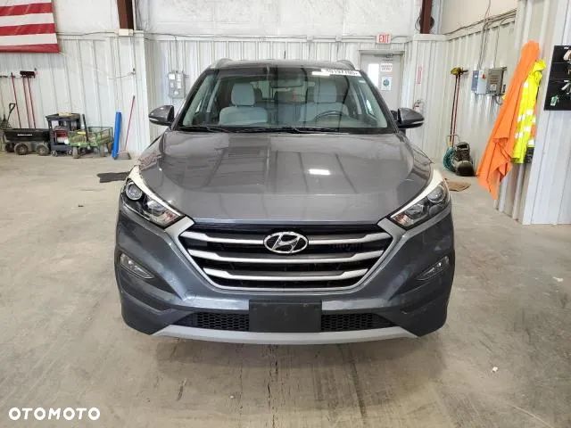 Hyundai Tucson - 1