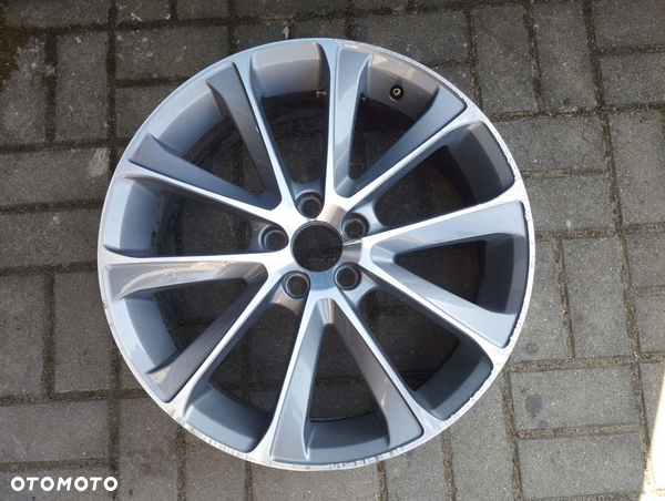 Felga 7,5J 19 ET50 Volvo V40 Cross Country CC 31381455