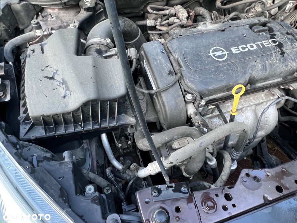 Opel Astra - 12