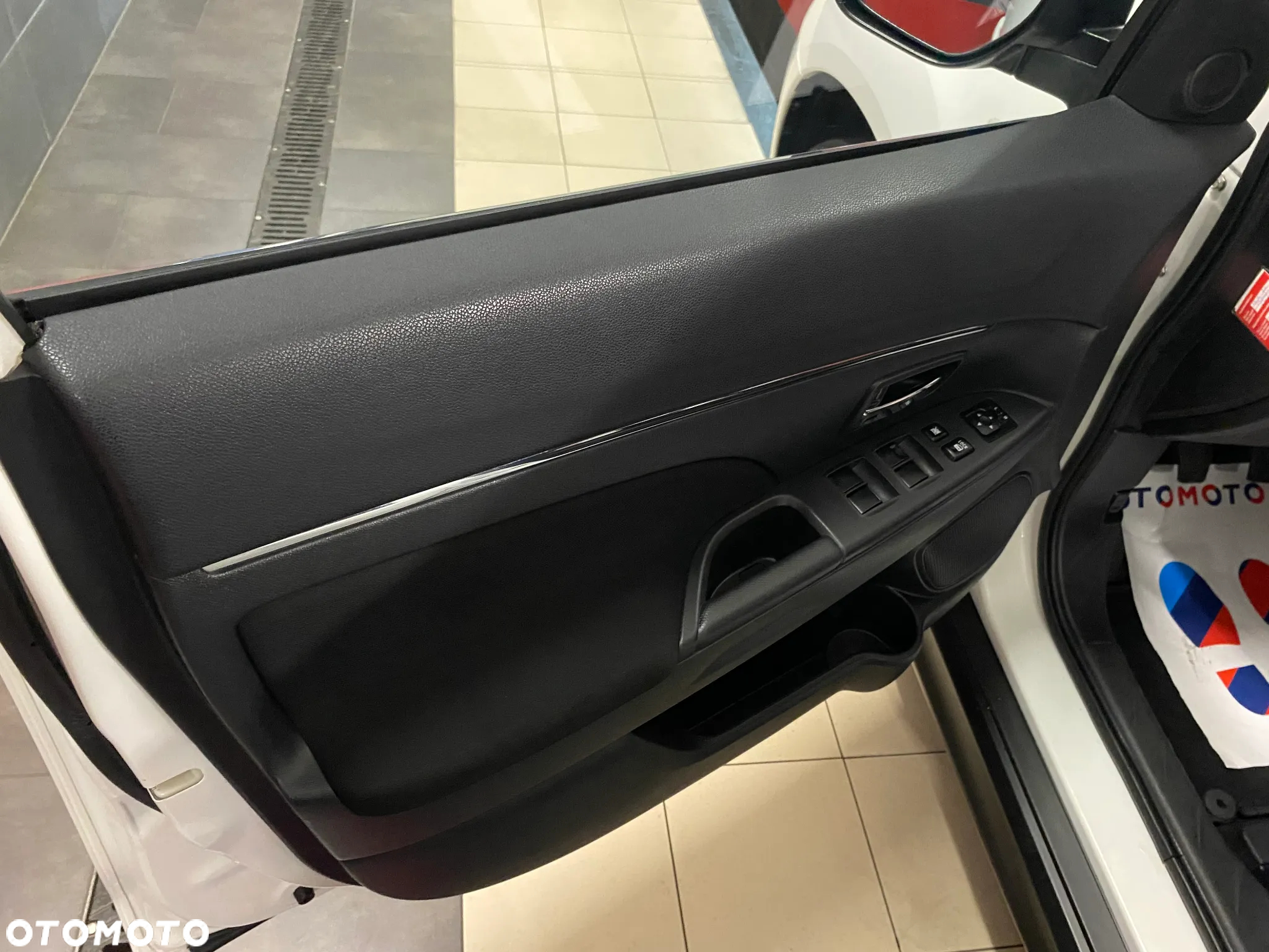 Mitsubishi ASX 1.6 Cool Edition - 12