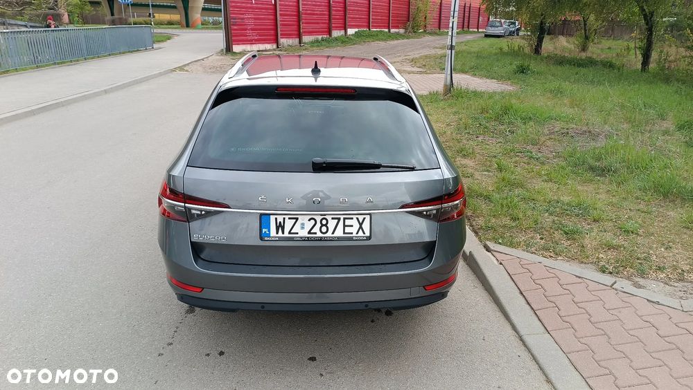 Skoda Superb 2.0 TDI SCR Style DSG - 5