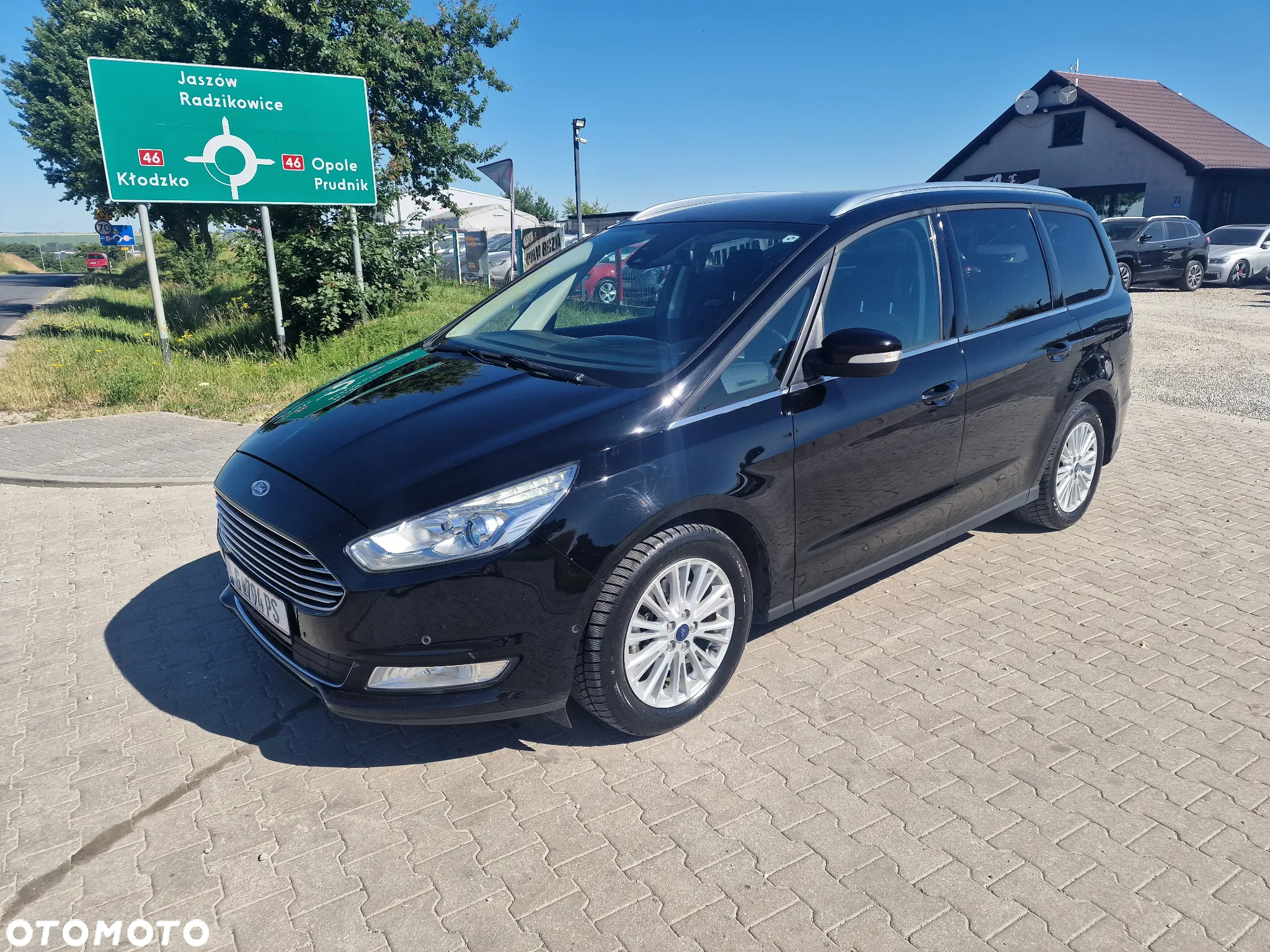Ford Galaxy 2.0 EcoBlue Twin-Turbo Titanium - 3
