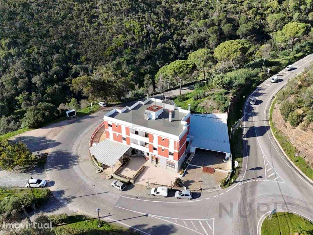 HOTEL PARA VENDA CALDAS DE MONCHIQUE COM PISCINA TERMAL - Grande imagem: 3/60