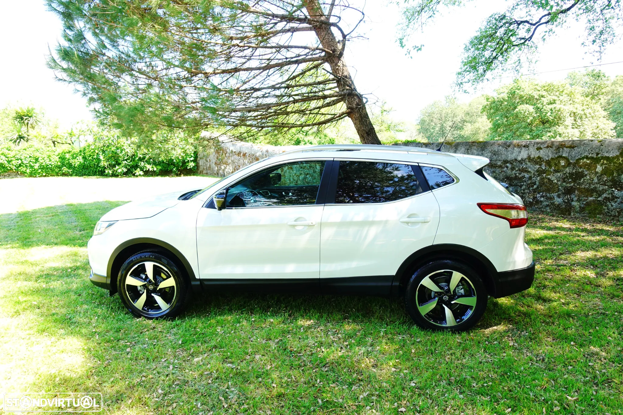Nissan Qashqai 1.6 dCi N-Connecta 18 - 29