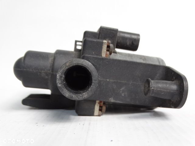 BMW 7 E38  5 E39  X5 E53  Elektrozawór 3 PIN Zawór Nagrzewnicy Wody Pompa Obiegowa 64128374995 8374995 BMW 725tds 728i 730i 735i 740d 740i 750i 316d 316i 318d 318i 320i 320d  323i 325d 325i 328i  330d 330i 335i 335d - 13