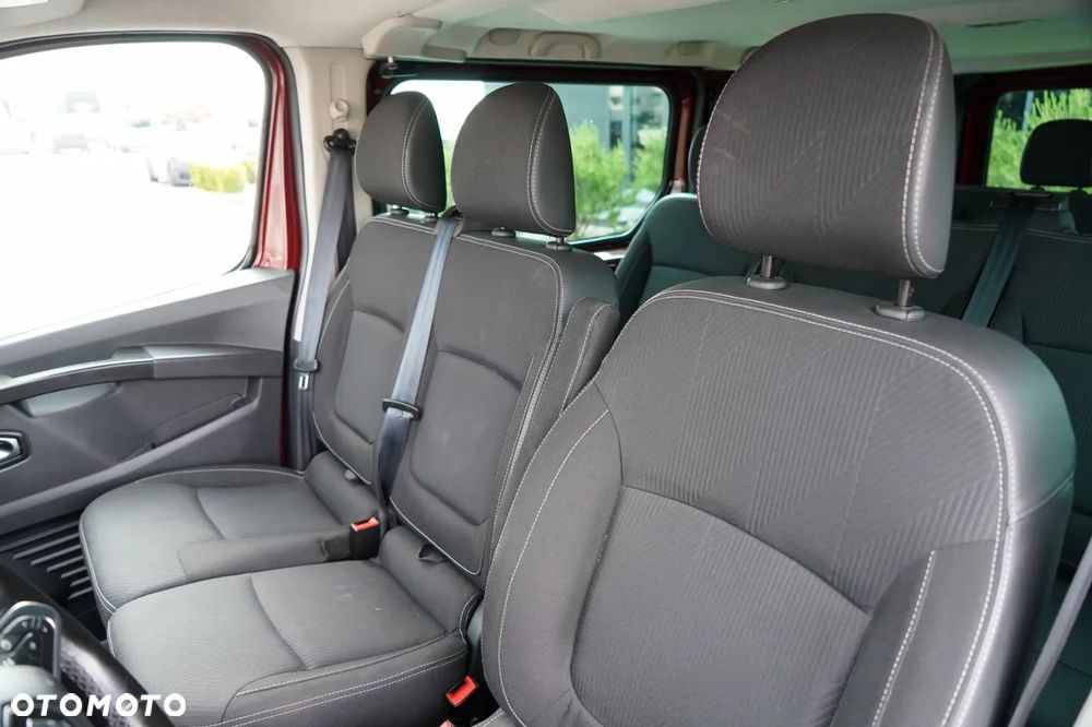 Renault TRAFIC III / BUS / 9 MIEJSC / 2022 ROK / PIERWSZY WŁAŚCICIEL / SERWISOWANY - 19