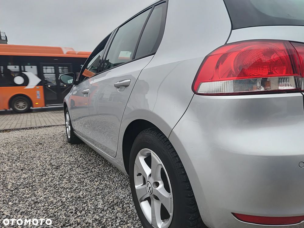 Volkswagen Golf 2.0 TDI DPF Comfortline - 10