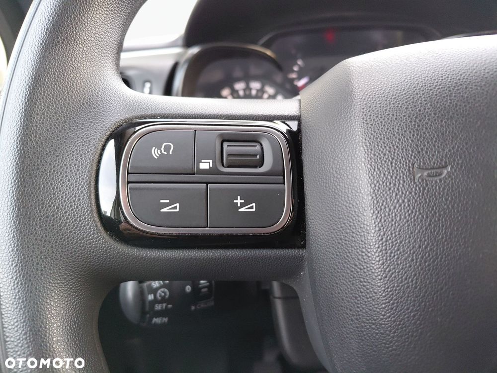 Citroën C3 1.2 PureTech Shine - 20