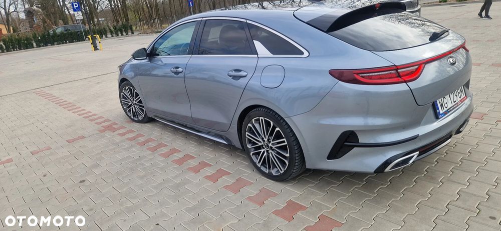 Kia ProCeed 1.6 CRDi GT Line DCT - 4