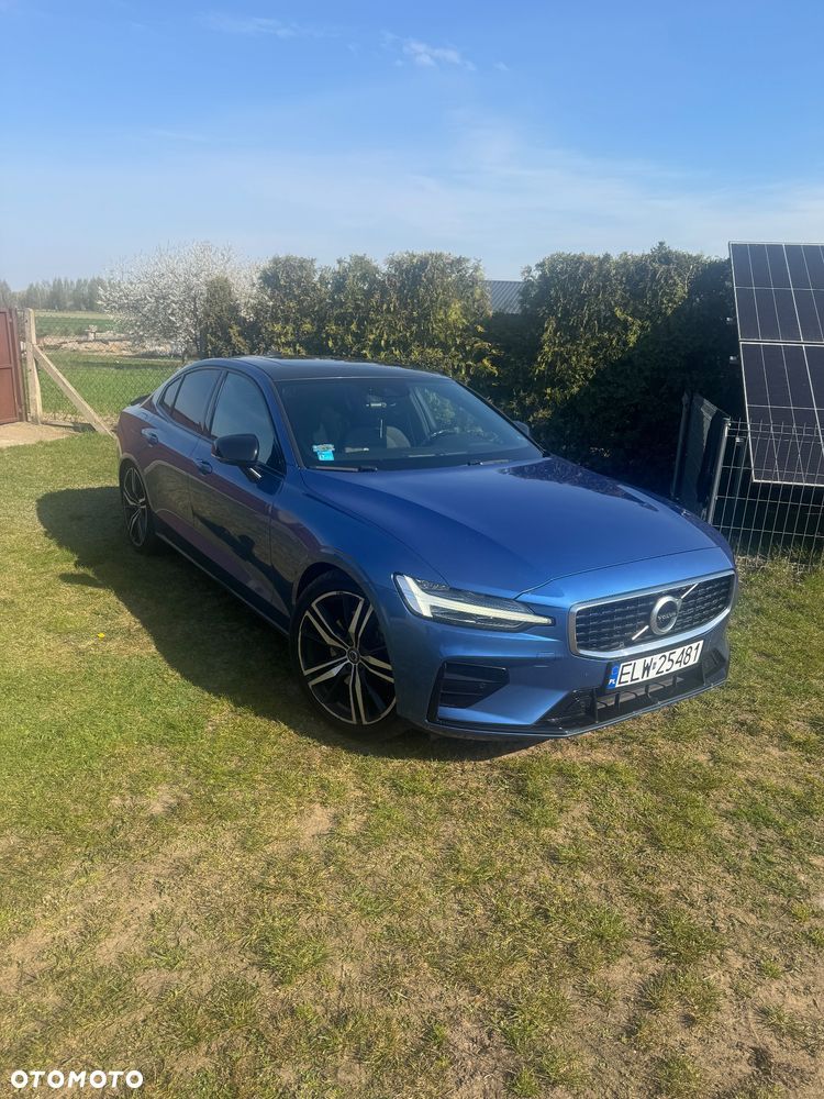 Volvo S60 T5 AWD R-Design - 1