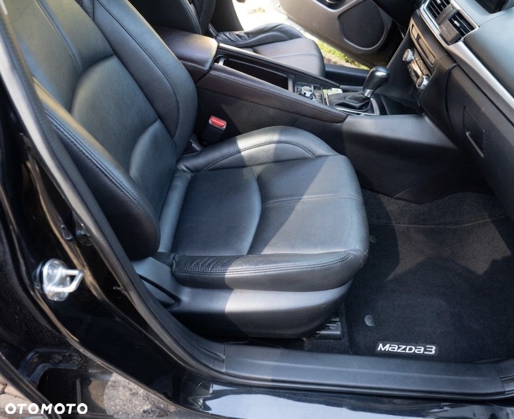Mazda 3 - 15