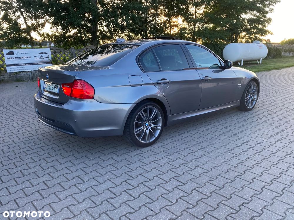 BMW Seria 3 320d DPF Blue Performance Edition Exclusive - 10
